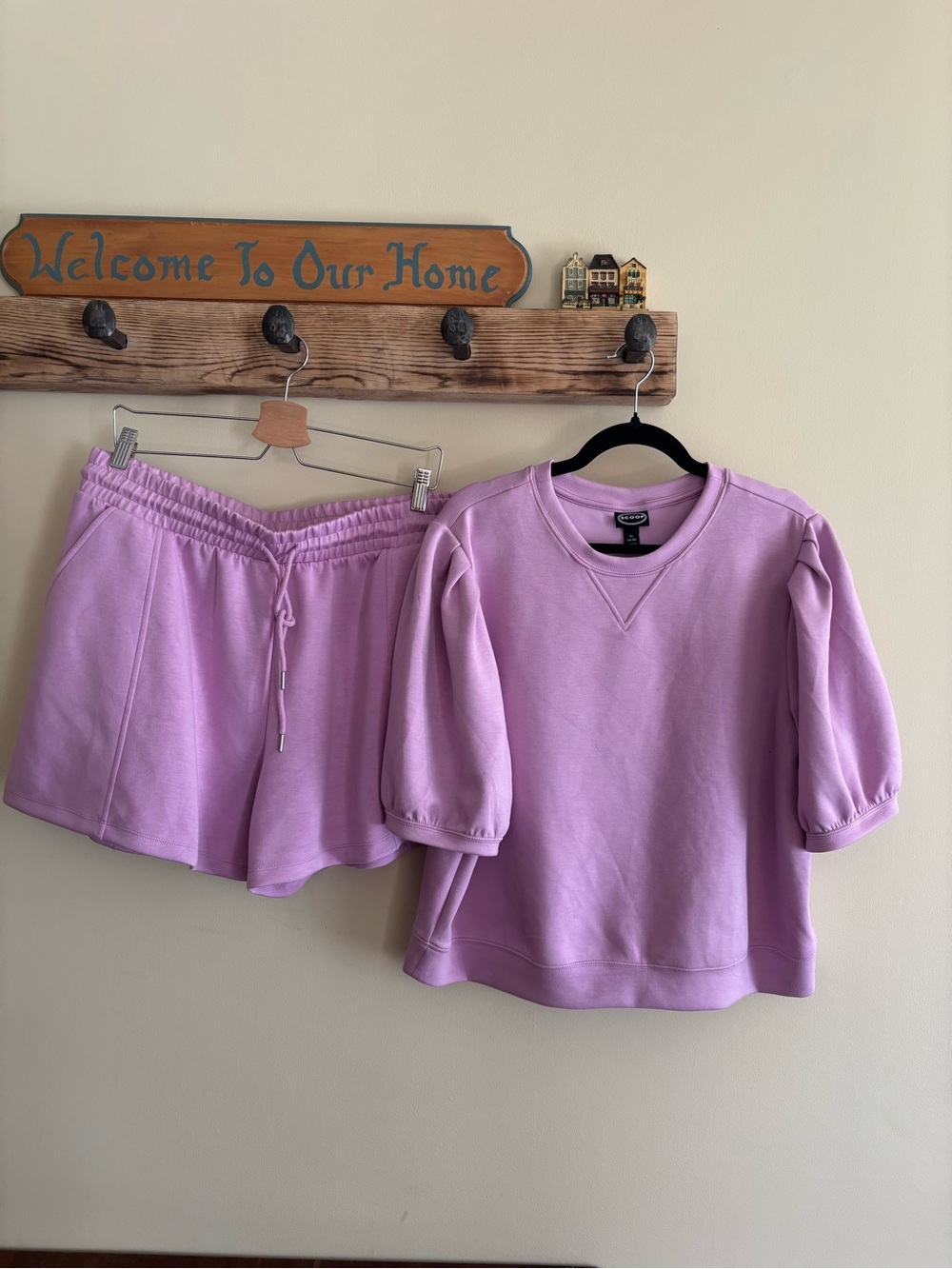 8.) Scoop / Puff-Sleeve Short Sleeve Sweatshirt + Drawstring Shorts Set
